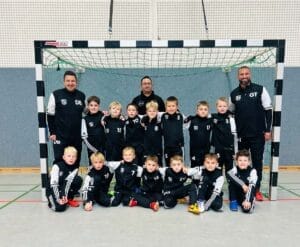 Neue Trainingsanzuege VFL Stenum U9 II