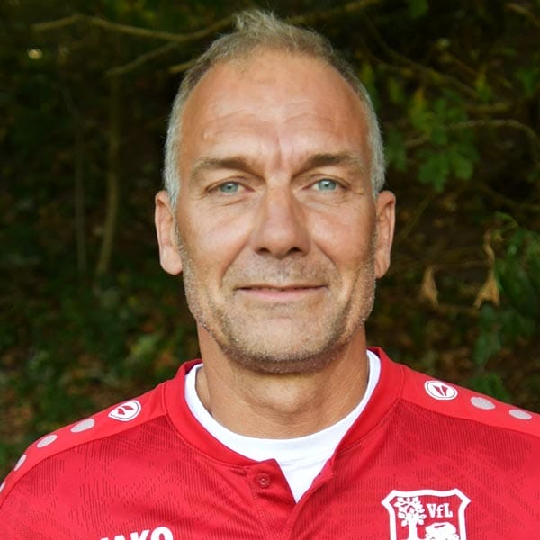 andre roos 25 26