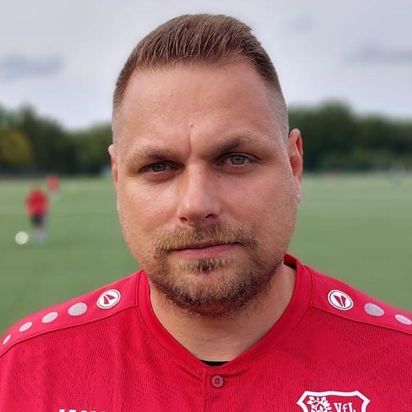 daniel voss 25 26