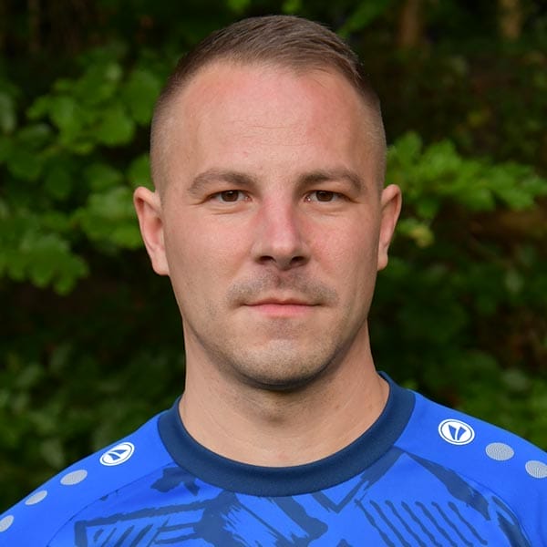 steffen knese 25 26